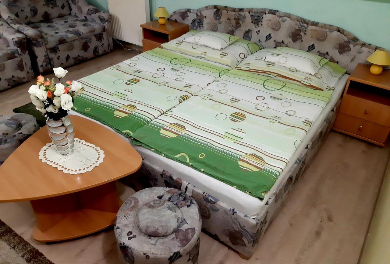 Panorama Szallas Мисколк Екстериор снимка