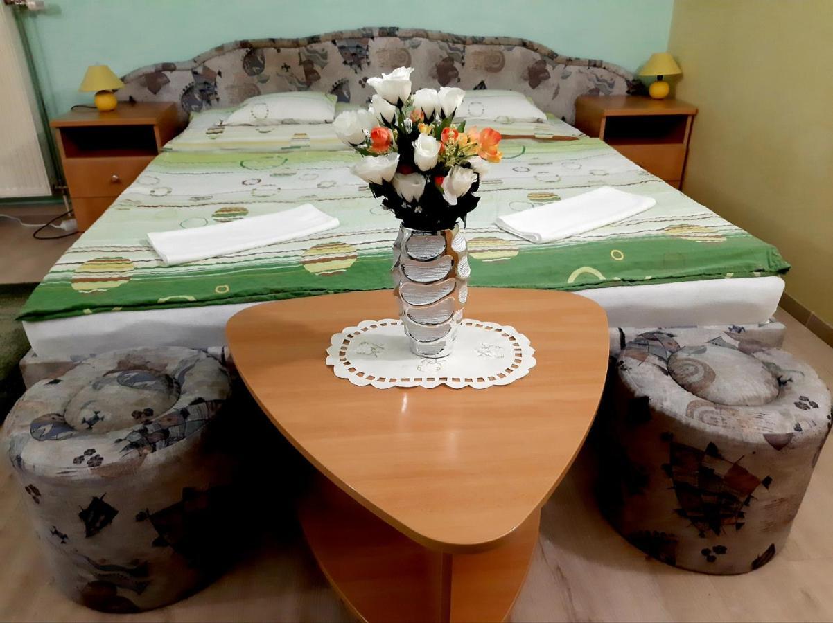 Panorama Szallas Мисколк Екстериор снимка