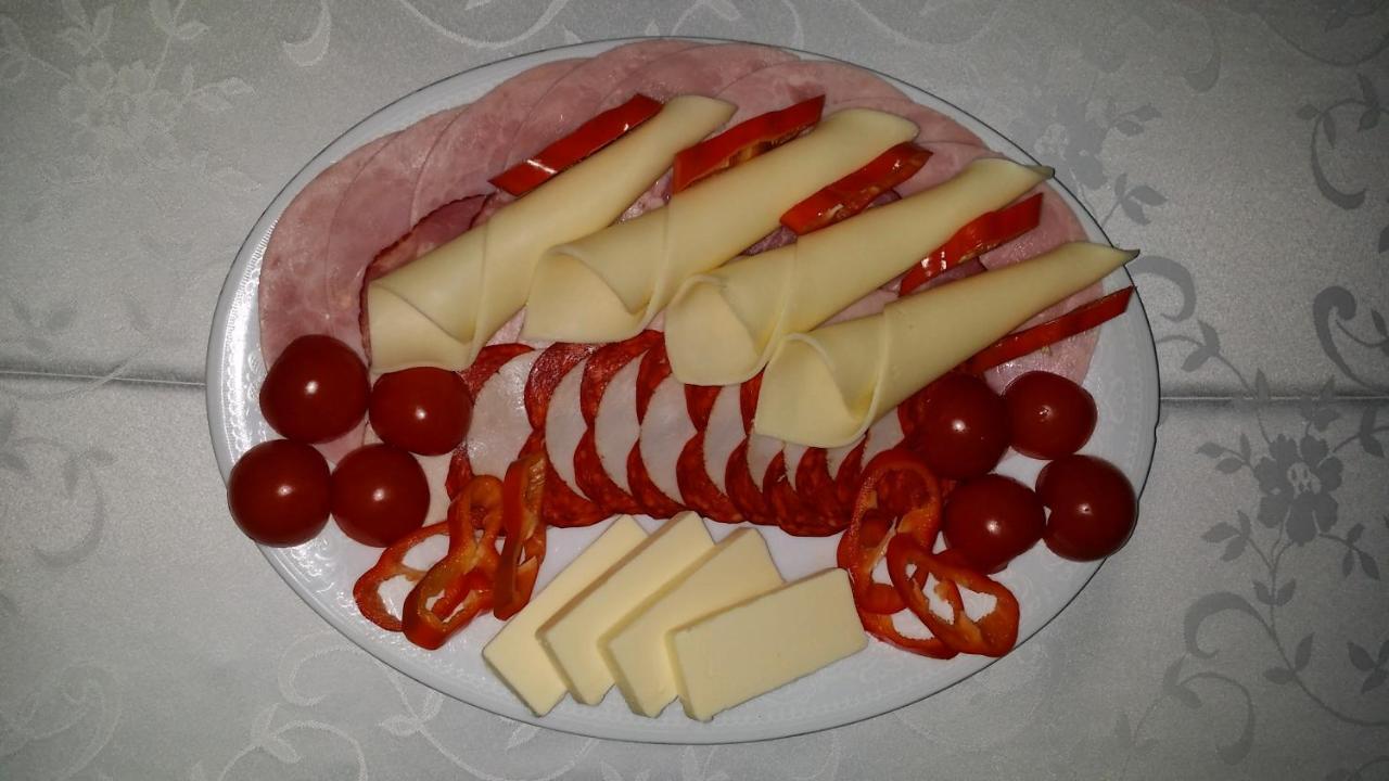 Panorama Szallas Мисколк Екстериор снимка